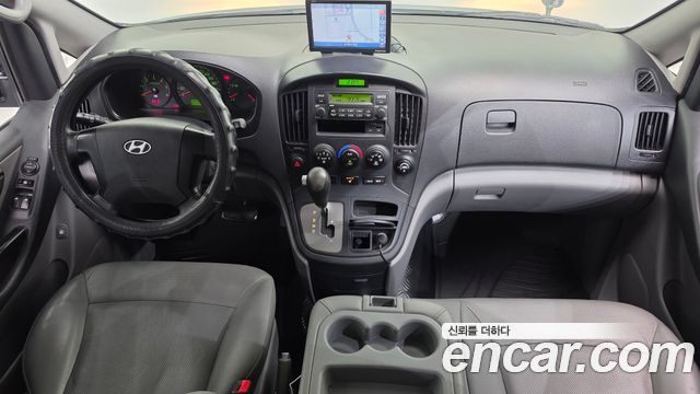 Hyundai Starex 2013 — photo 7