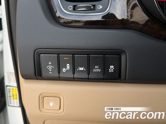 Kia Canival 2019 — photo 12