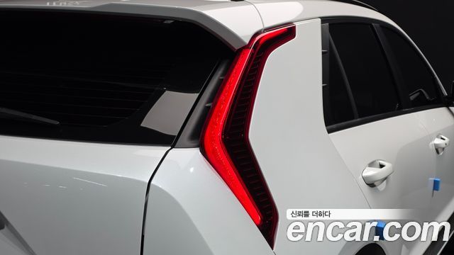 Kia Niro 2022 — photo 9