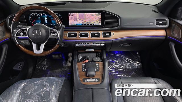 Mercedes-Benz GLS-Class 2021 — photo 10
