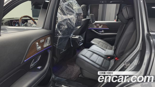 Mercedes-Benz GLS-Class 2021 — photo 16