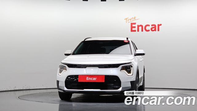 Kia Niro 2023 — photo 3