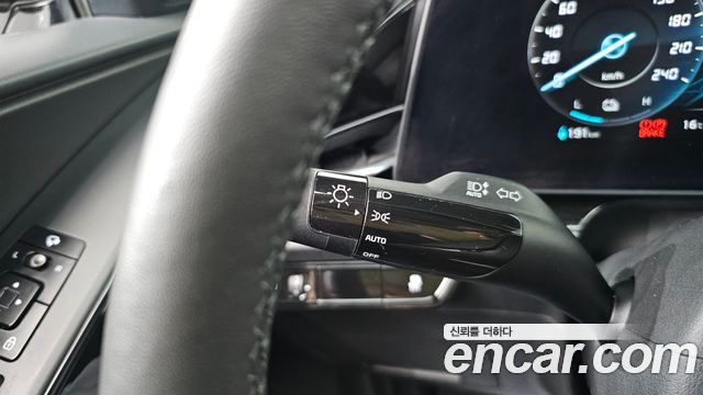 Kia Niro 2023 — photo 26