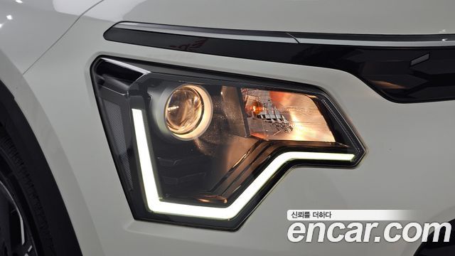 Kia Niro 2023 — photo 8