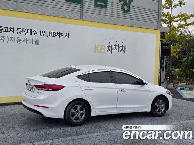 Hyundai AVANTE 2016 — photo 2