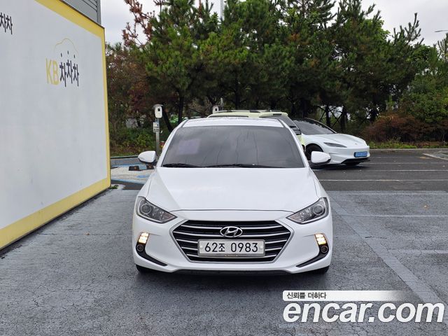 Hyundai AVANTE 2016 — photo 3