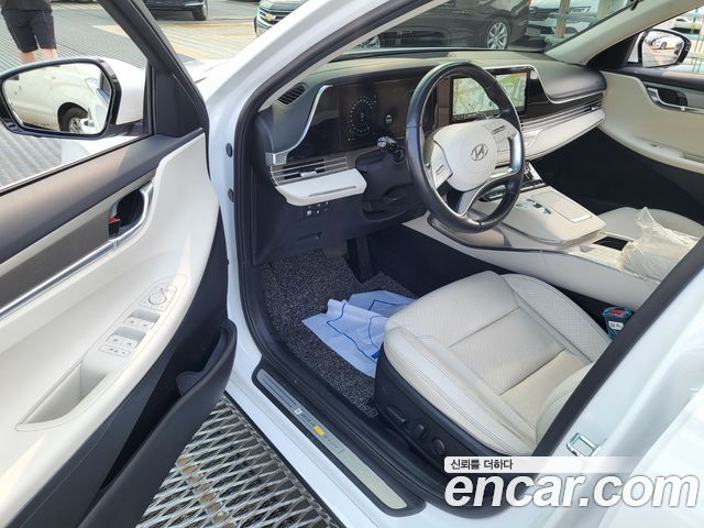 Hyundai Grandeur 2022 — photo 11