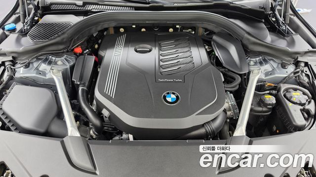 BMW Gran Turismo 2023 — photo 6