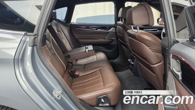 BMW Gran Turismo 2023 — photo 17