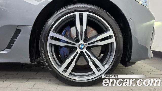 BMW Gran Turismo 2023 — photo 7
