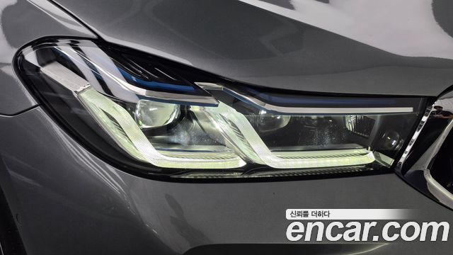BMW Gran Turismo 2023 — photo 8
