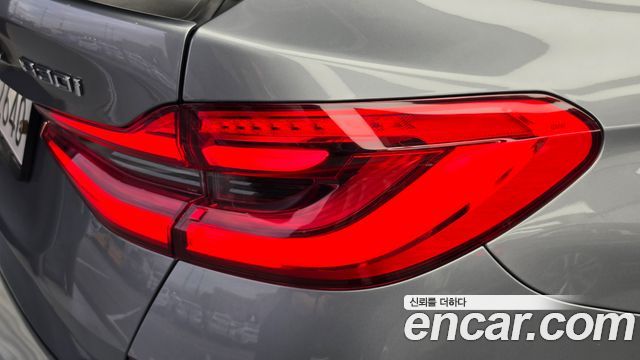 BMW Gran Turismo 2023 — photo 9