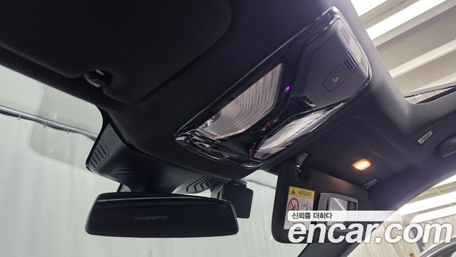 BMW Gran Turismo 2023 — photo 33
