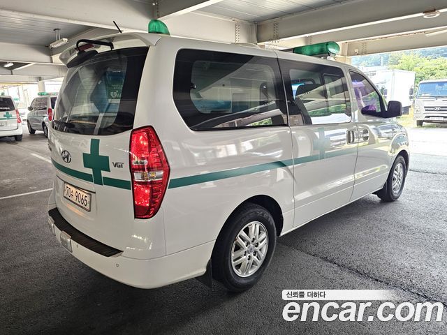 Hyundai Starex 2017 — photo 6