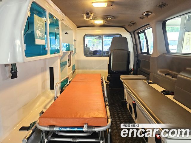 Hyundai Starex 2017 — photo 10