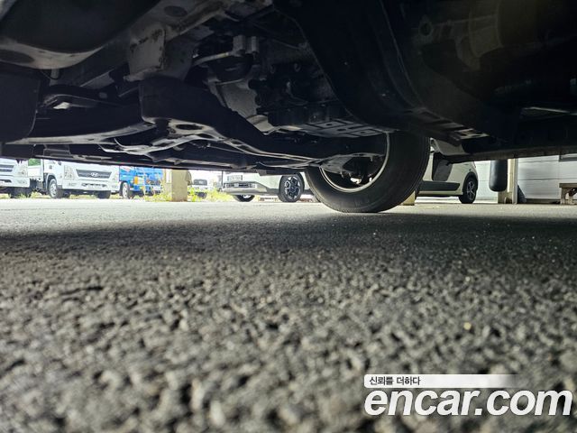 Hyundai Starex 2017 — photo 12
