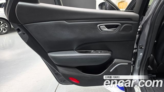 Renault Korea SM6 2021 — photo 15
