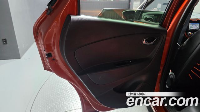 Renault Korea QM3 2014 — photo 15
