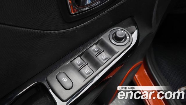 Renault Korea QM3 2014 — photo 29