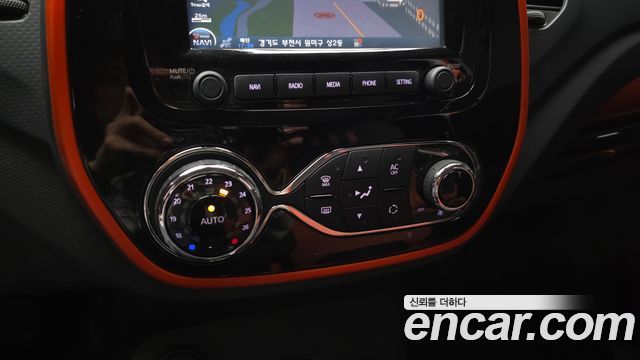 Renault Korea QM3 2014 — photo 30