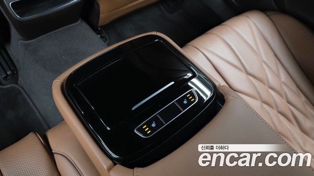 Genesis G80 2022 — photo 25