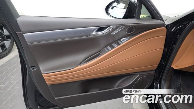 Genesis G80 2022 — photo 14
