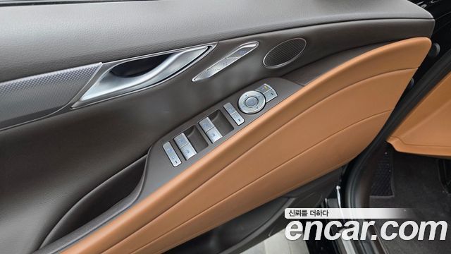 Genesis G80 2022 — photo 29