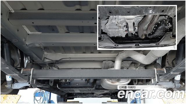 Hyundai Staria 2025 — photo 20