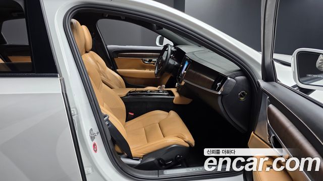 Volvo S90 2021 — photo 18