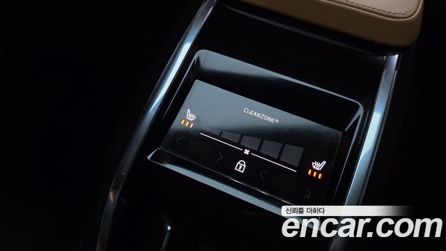 Volvo S90 2021 — photo 24