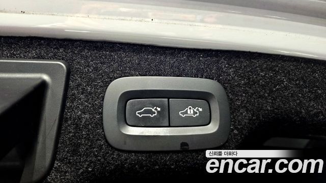 Volvo S90 2021 — photo 27