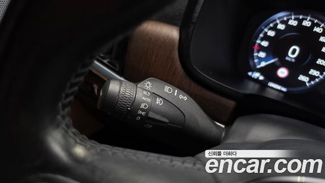 Volvo S90 2021 — photo 35