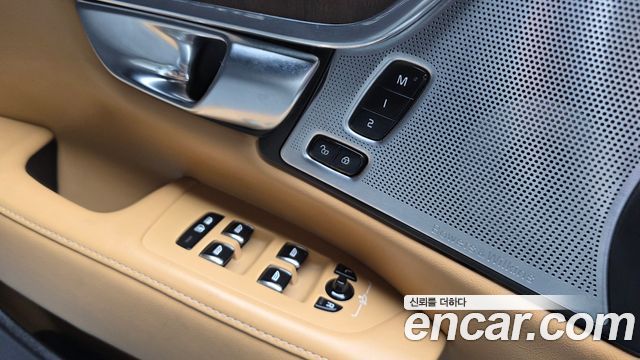 Volvo S90 2021 — photo 36