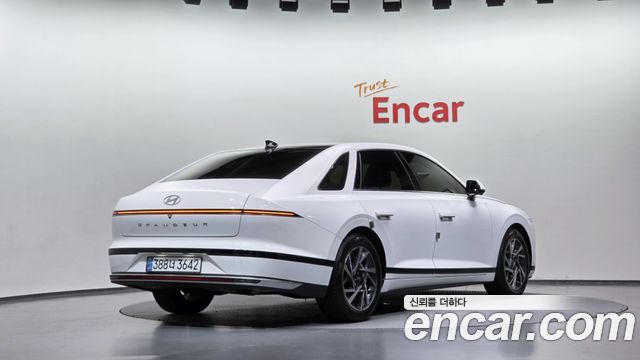 Hyundai Grandeur 2023 — photo 2