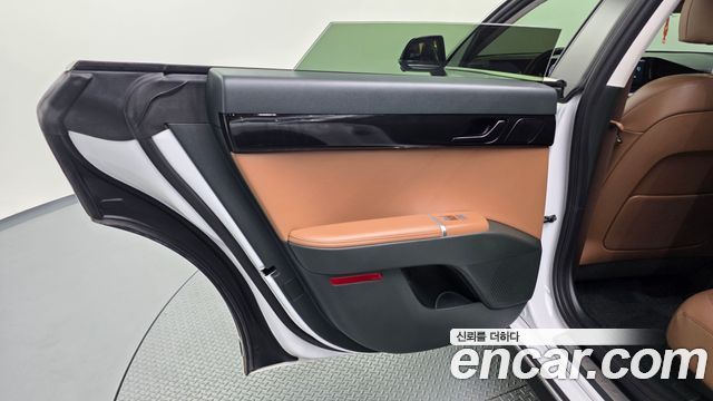 Hyundai Grandeur 2023 — photo 15