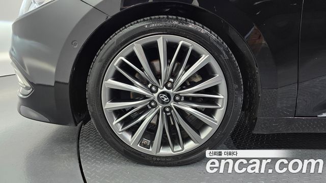 Hyundai Grandeur 2016 — photo 5