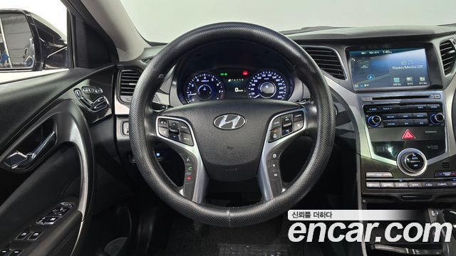 Hyundai Grandeur 2016 — photo 18
