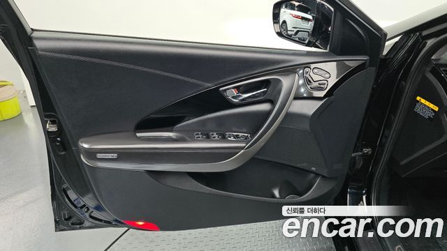 Hyundai Grandeur 2016 — photo 26