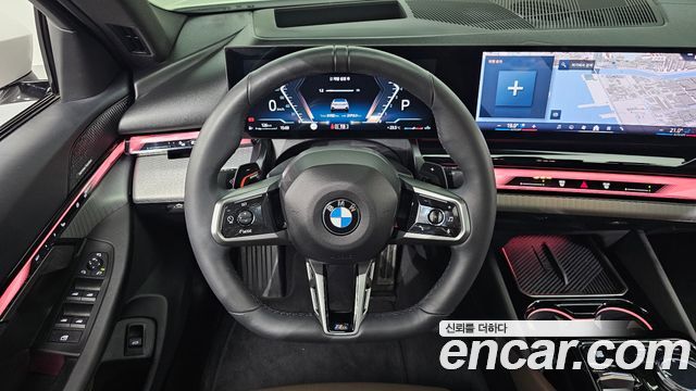 BMW 5-Series 2025 — photo 19