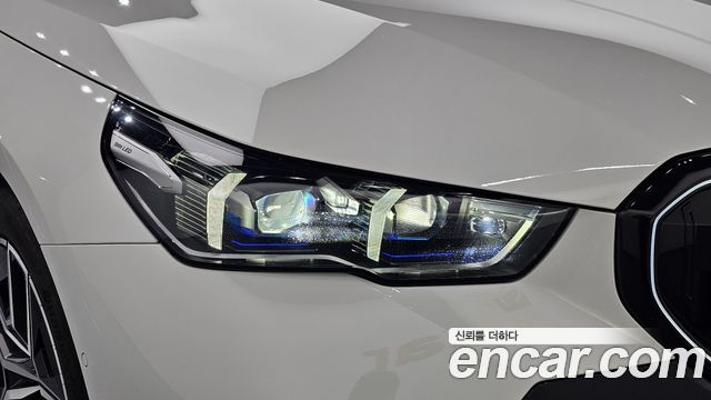 BMW 5-Series 2025 — photo 8