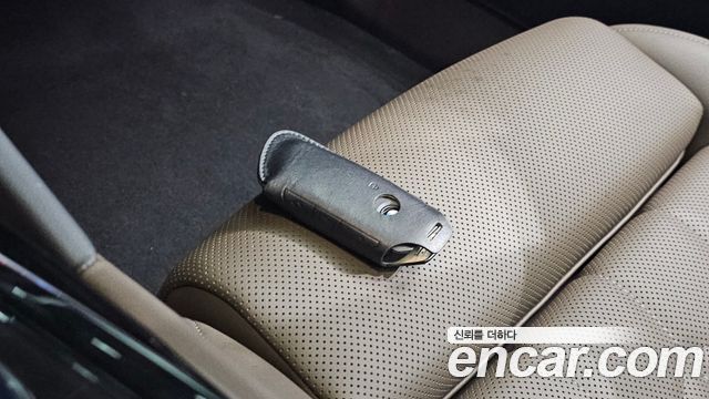 BMW 5-Series 2025 — photo 40