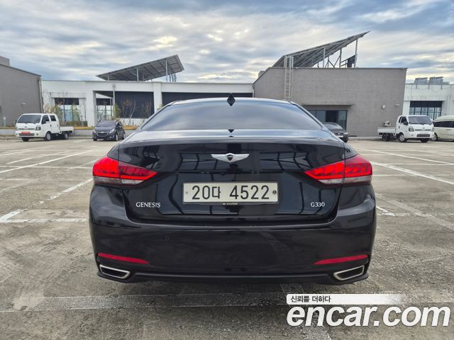 Hyundai Genesis 2015 — photo 3