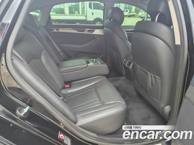 Hyundai Genesis 2015 — photo 16