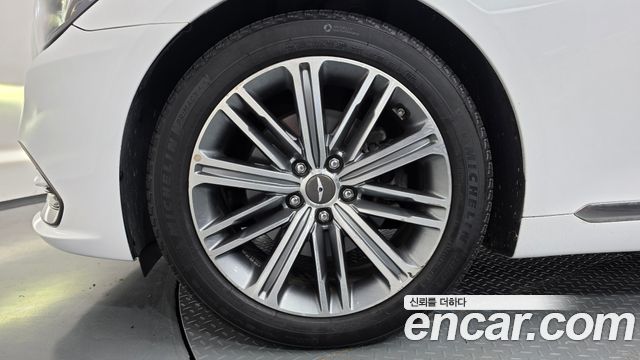 Genesis G80 2019 — photo 5