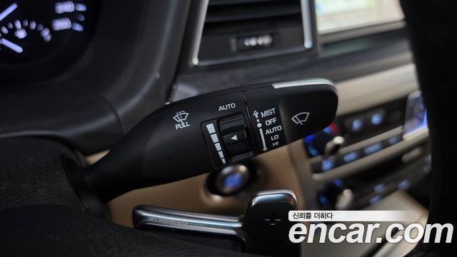 Genesis G80 2019 — photo 27