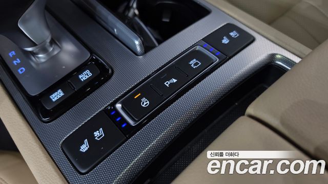 Genesis G80 2019 — photo 29