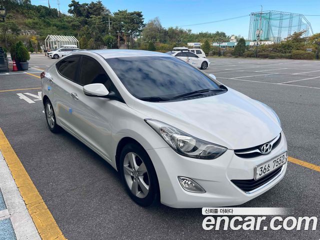 Hyundai AVANTE 2011 — photo 3
