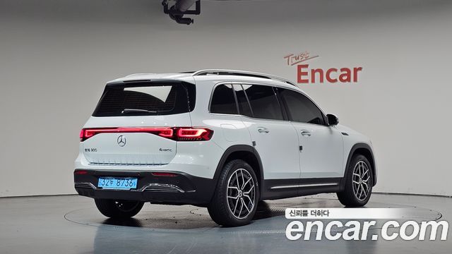 Mercedes-Benz EQB 2023 — photo 2