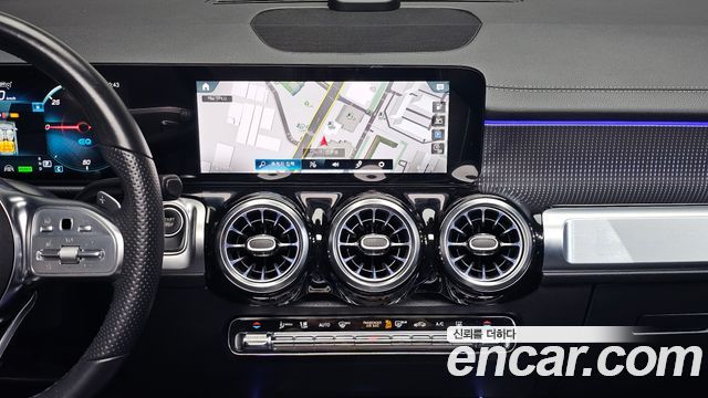Mercedes-Benz EQB 2023 — photo 24