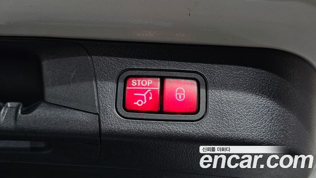 Mercedes-Benz EQB 2023 — photo 34